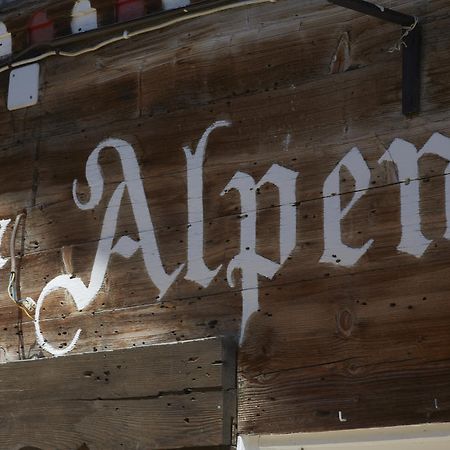 Alpenrose Gadmen - Gasthaus Bagian luar foto
