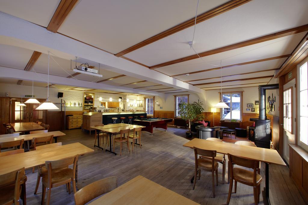 Alpenrose Gadmen - Gasthaus Bagian luar foto